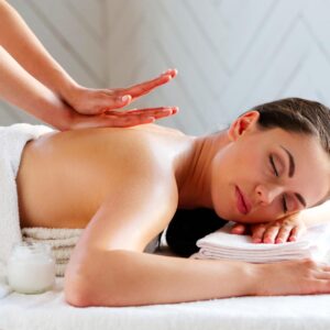 Trattamento Bagno di vapore Scrub e Massaggio